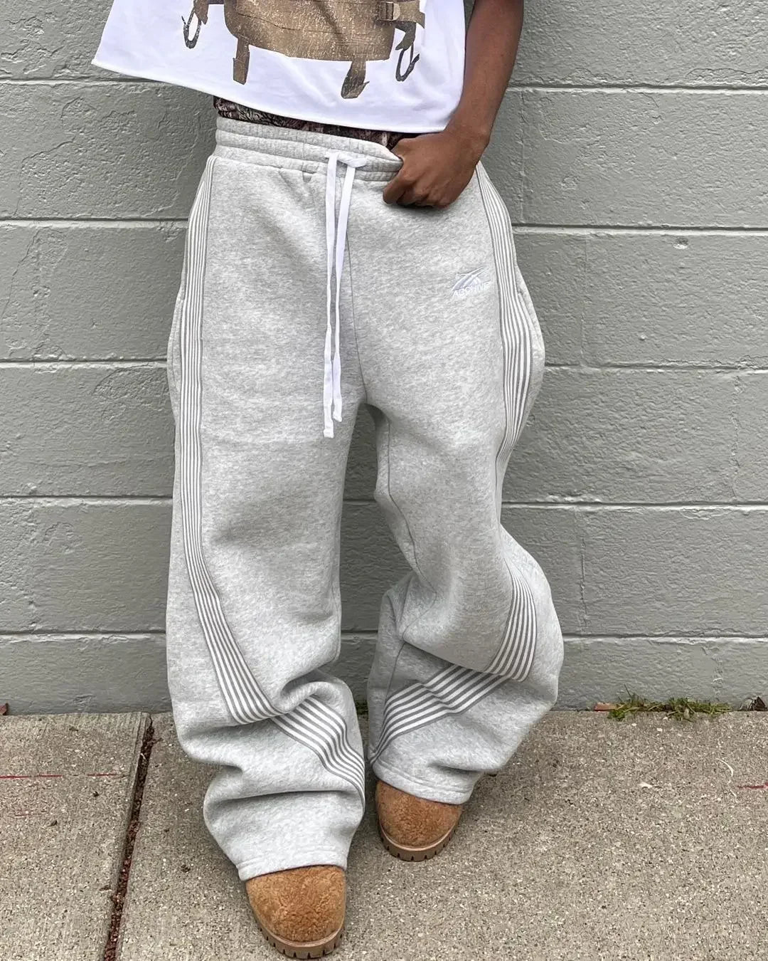 Casual Grey Embroidered Trousers Y2k Running Lace Chandelier Trousers Functional Tactics Camouflage for Men and Women